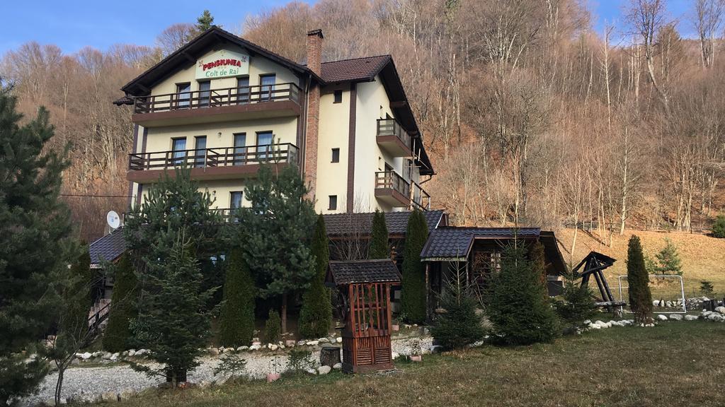Vila Colt De Rai Hotel Risnov Bagian luar foto